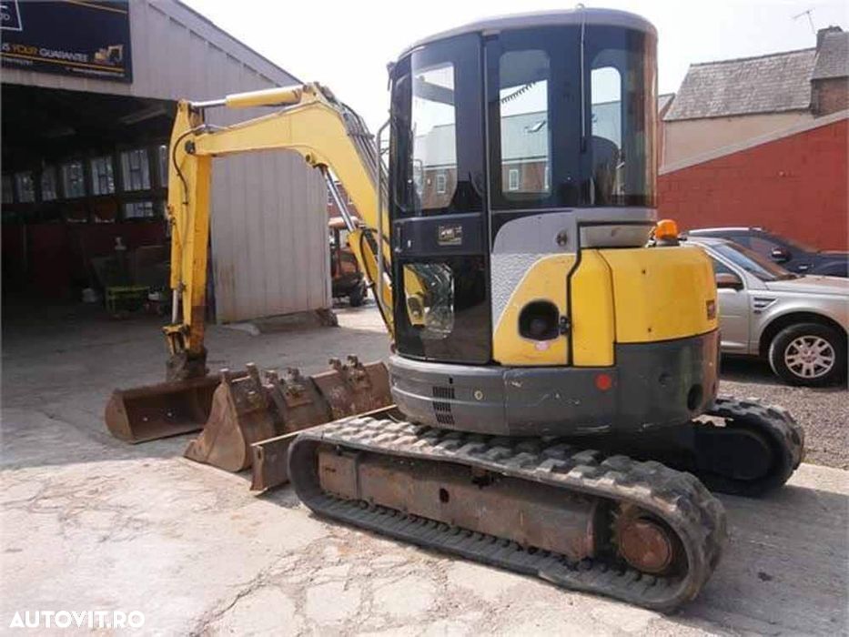 Piese de schimb miniexcavatoare NEW HOLLAND E50 2SR - 1