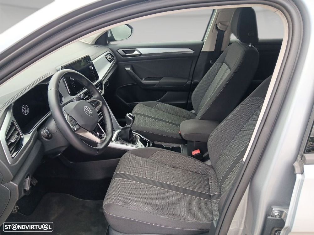 VW T-Roc 1.0 TSI Urban - 12
