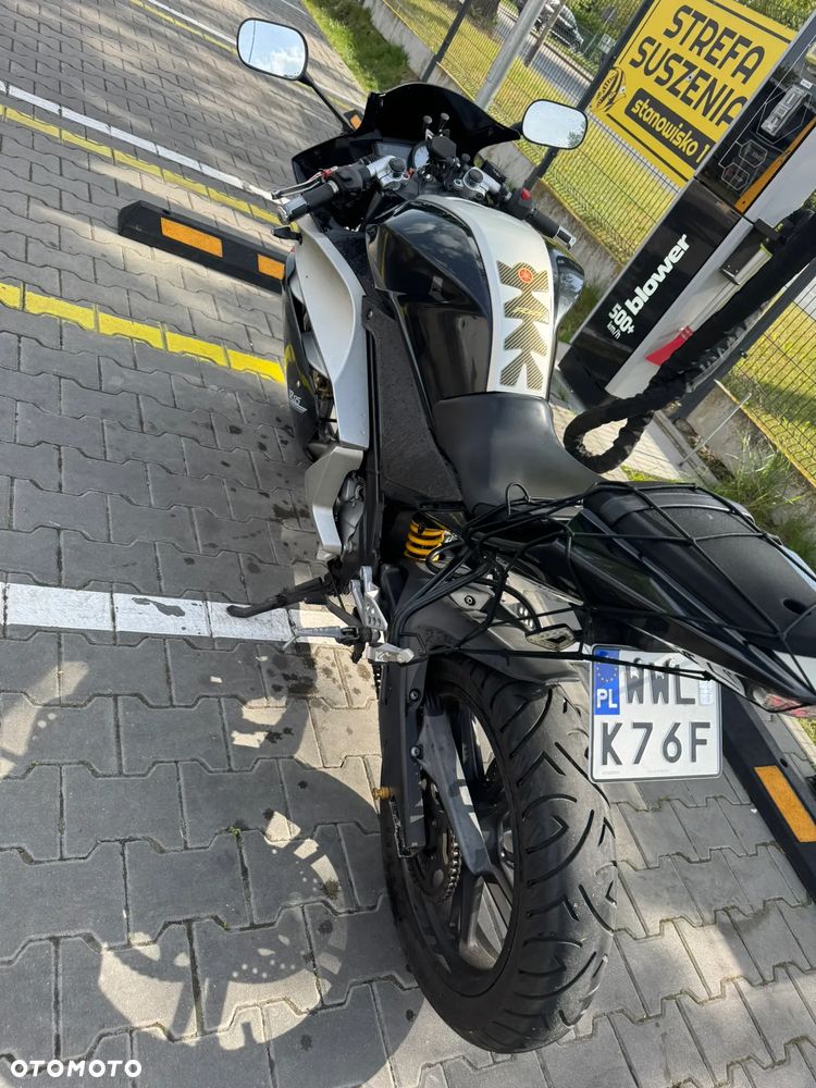 Yamaha YZF - 5