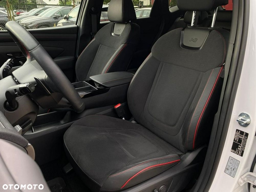 Hyundai Tucson 1.6 T-GDi HEV 2WD N Line - 32