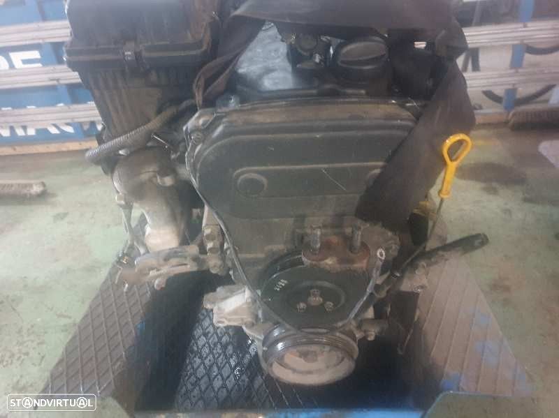 MOTOR COMPLETO KIA RIO BREAK FAMILIAR 2003 - 7