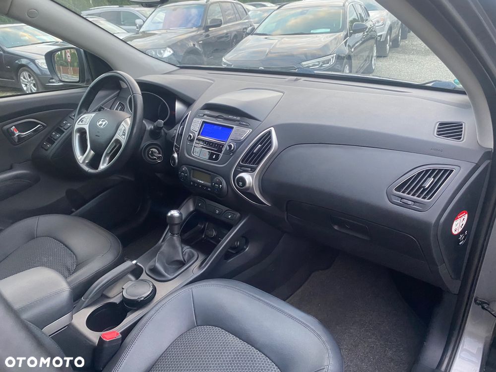 Hyundai ix35 2.0 Premium 2WD - 27