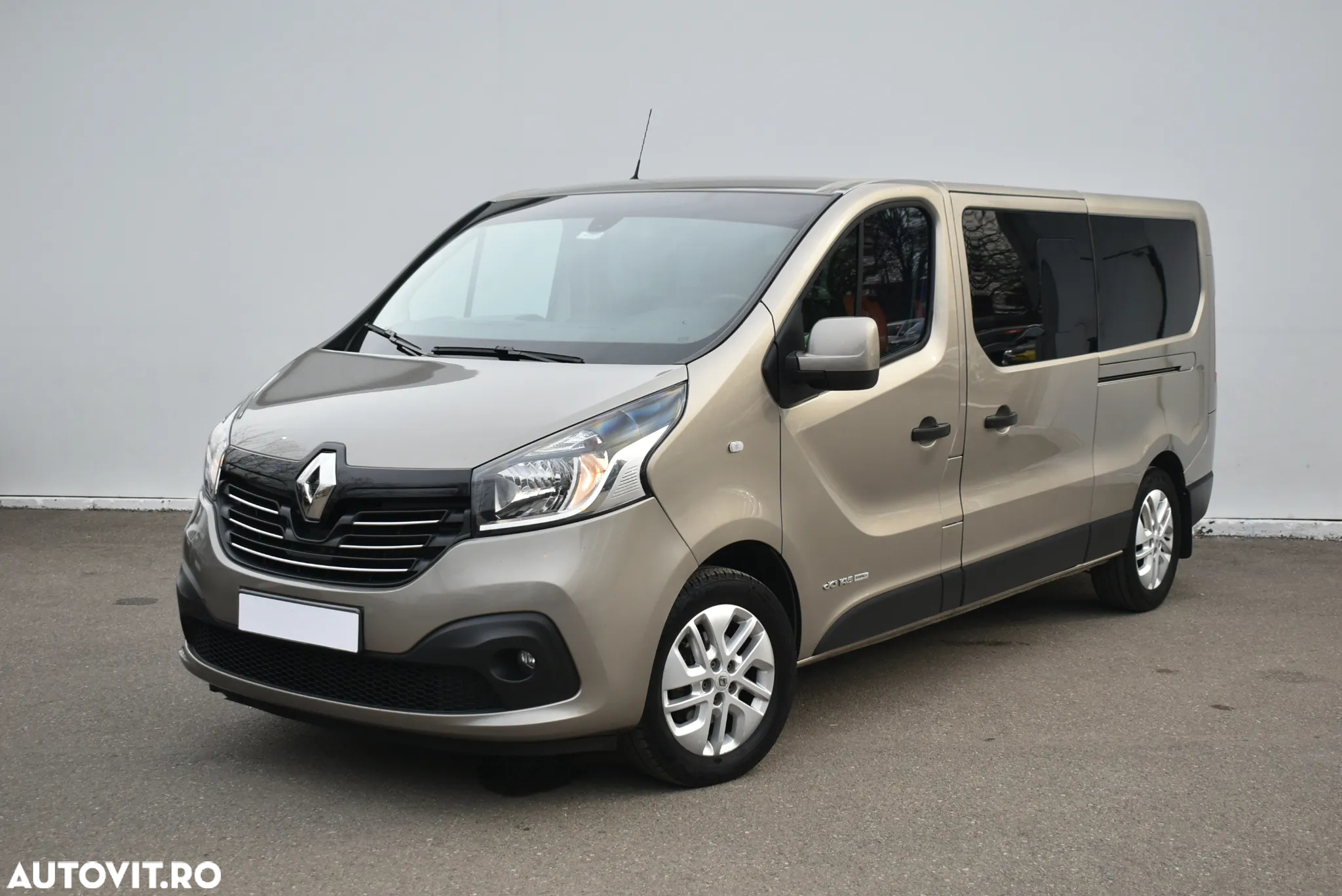 Renault Trafic - 14