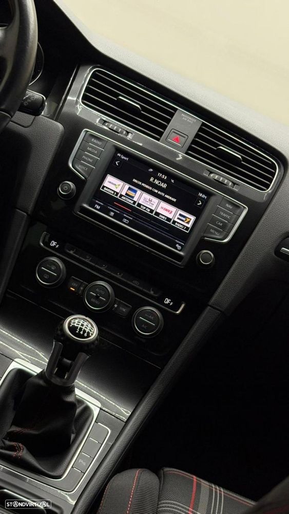 VW Golf 2.0 TSi GTi - 32