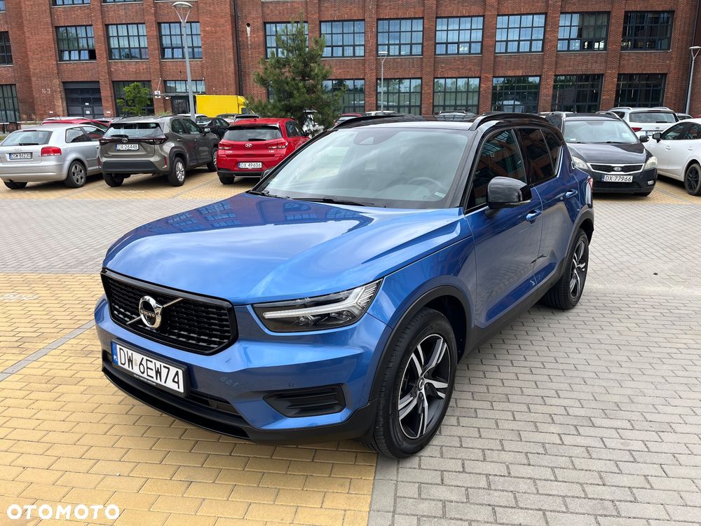 Volvo XC 40 T4 AWD R-Design - 1