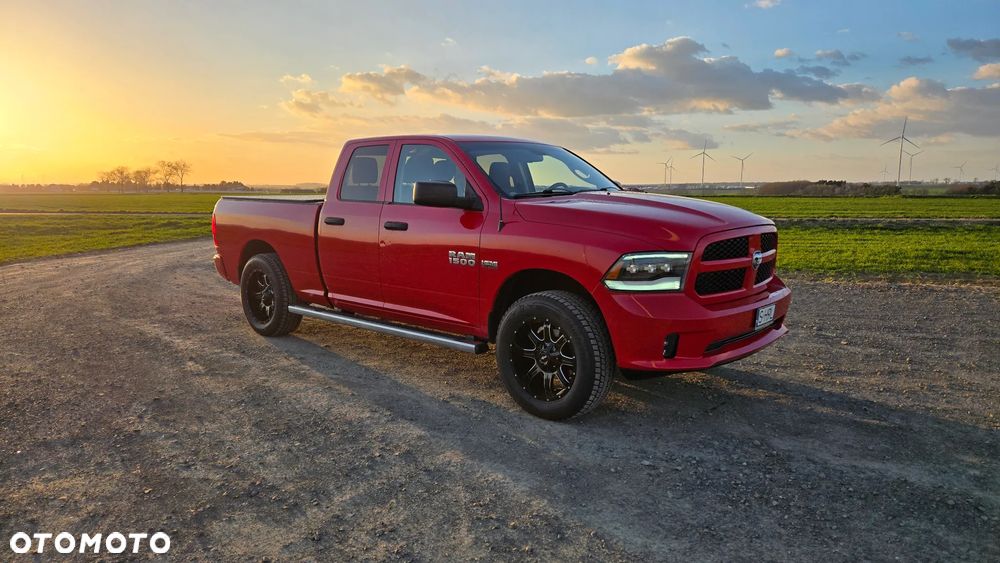 Dodge RAM 5.7 4x4 - 2