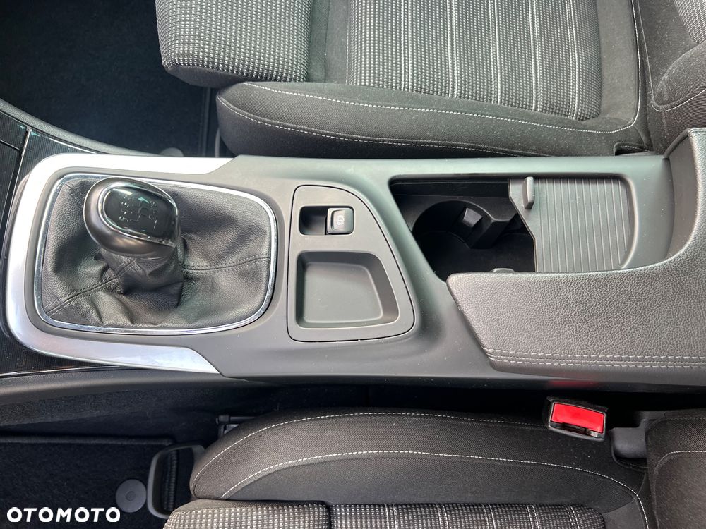 Opel Insignia 2.0 CDTI ecoFLEX Start/Stop Business Innovation - 22