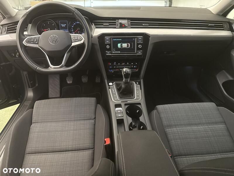Volkswagen Passat 2.0 TDI EVO Business - 21