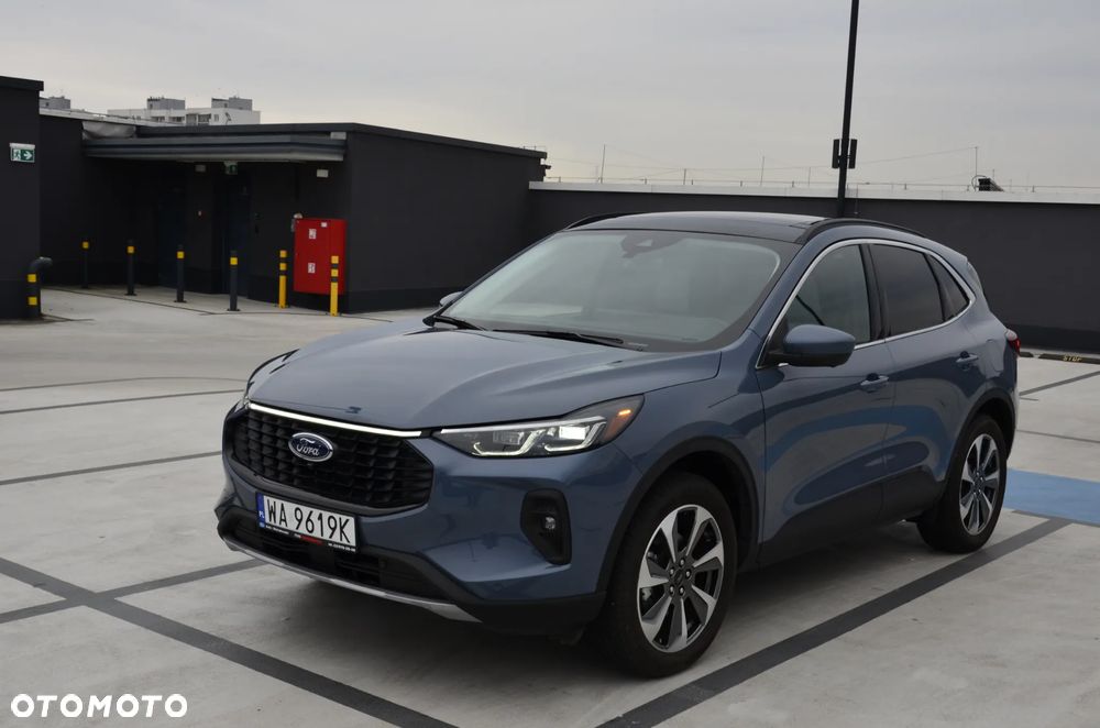 Ford Escape 2.0 EcoBoost AWD Titanium - 3