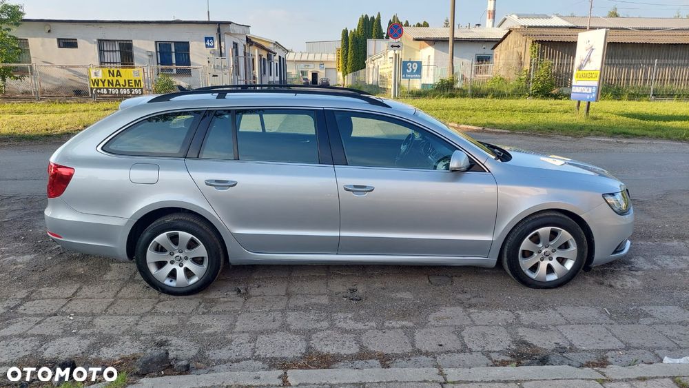 Skoda Superb 1.6 TDI Elegance Greenline - 10