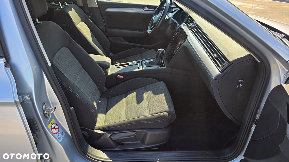 Volkswagen Passat Variant 2.0 TDI EVO Business DSG - 29