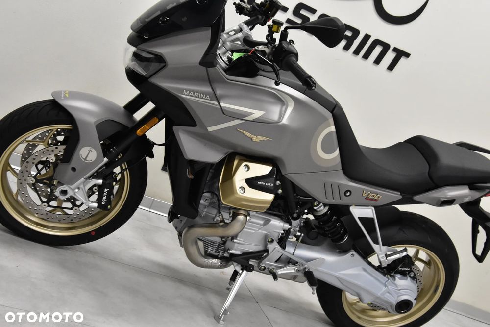 Moto Guzzi V100 Mandello - 15