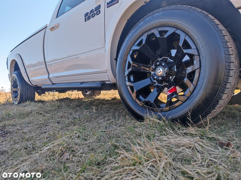 Dodge RAM 1500 5.7 4x4 - 15