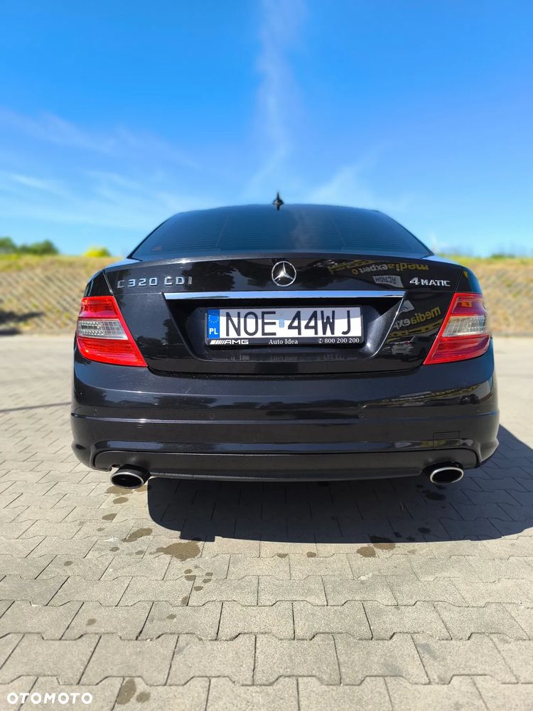 Mercedes-Benz Klasa C 300 CDI 4Matic 7G-TRONIC Avantgarde Edition - 1