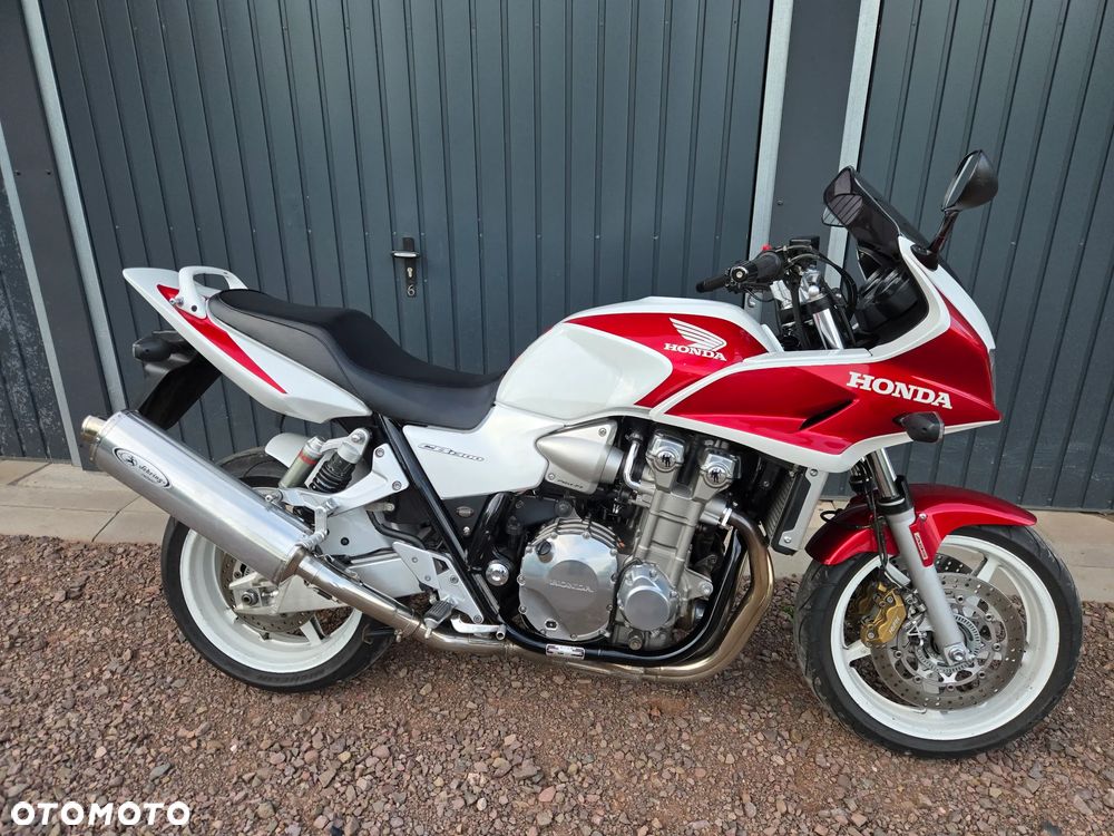 Honda CB - 2