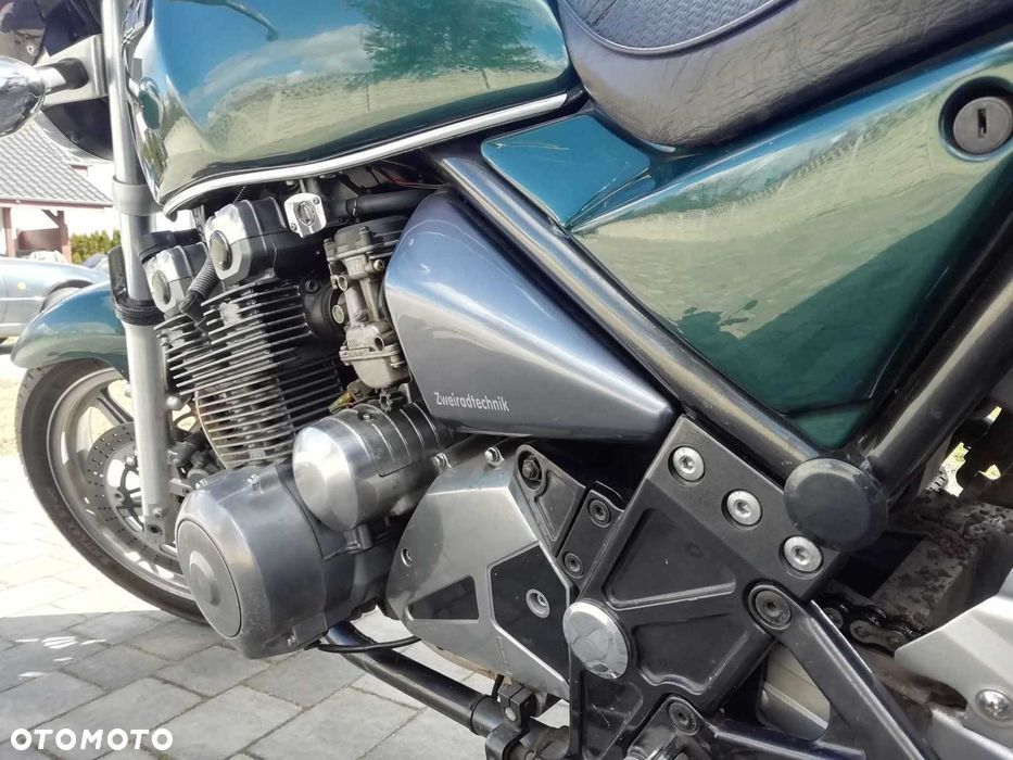 Kawasaki Zephyr - 4