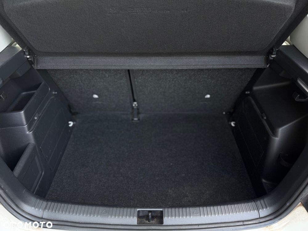 Skoda Fabia 1.0 TSI Style Color - 40