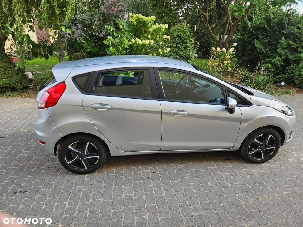 Ford Fiesta - 10