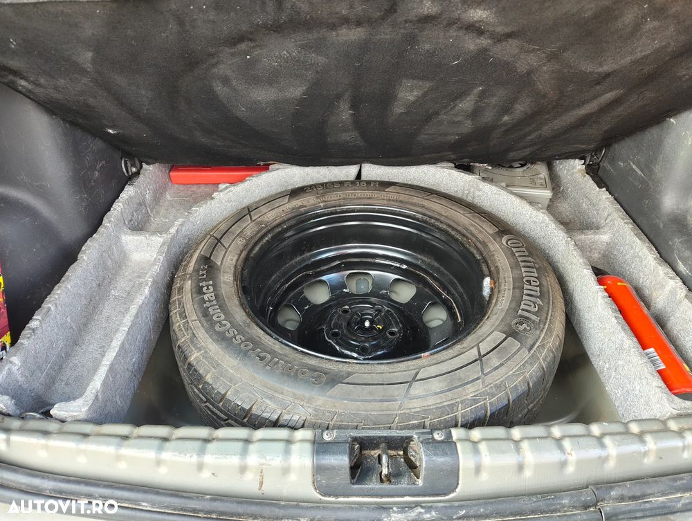 Dacia Duster 1.5 dCi 4x4 Ambiance - 32