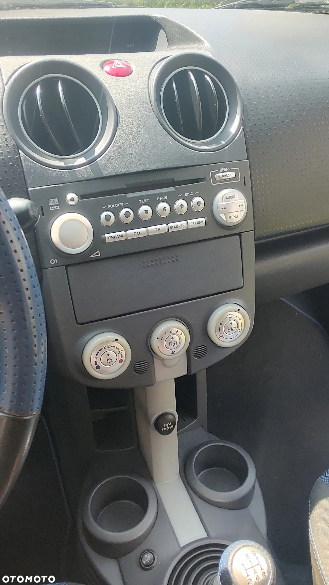 Mitsubishi Colt - 10