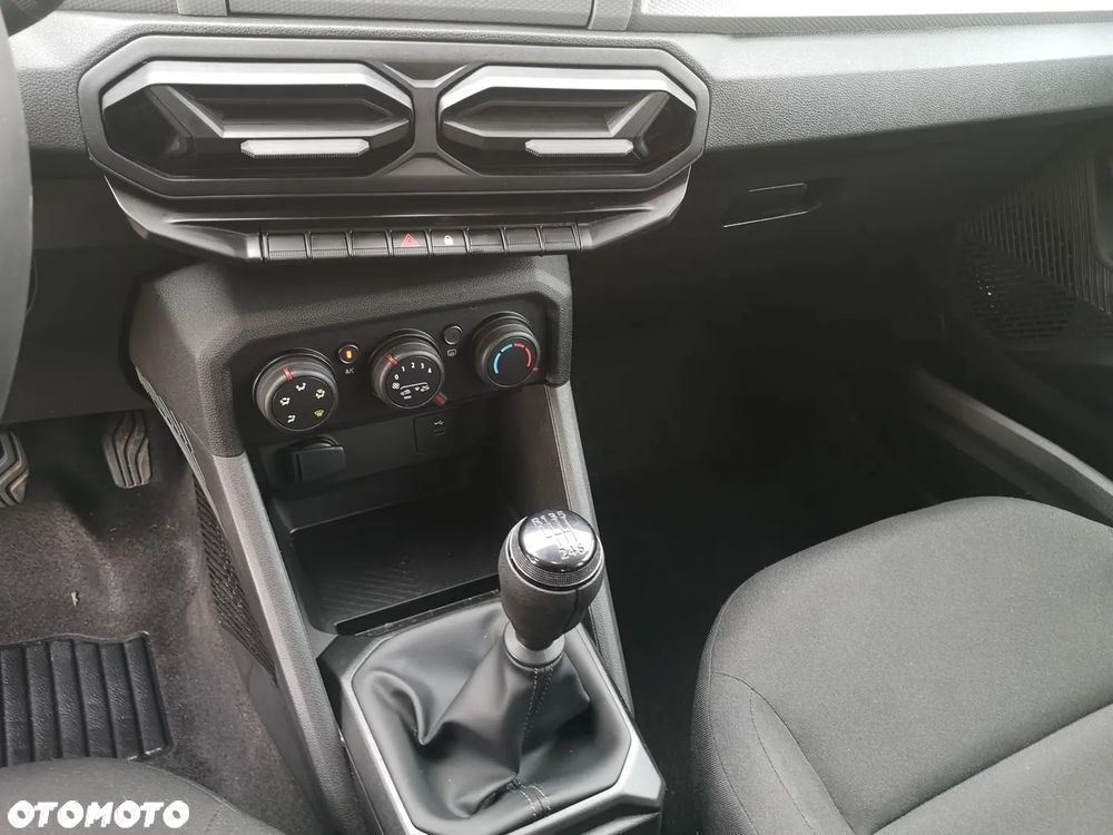 Dacia Duster 1.0 TCe Expression - 28