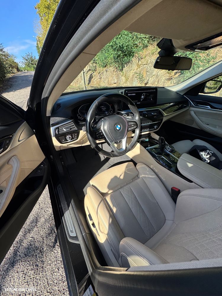 BMW 530 e Aut. Luxury Line - 14