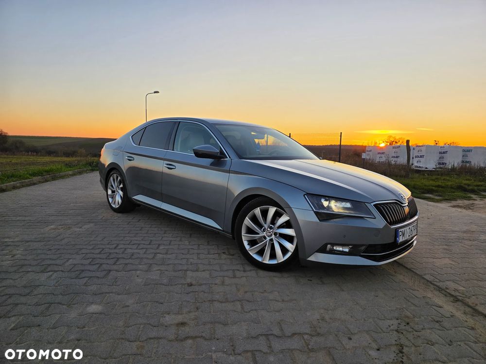 Skoda Superb 2.0 TDI Style DSG - 1