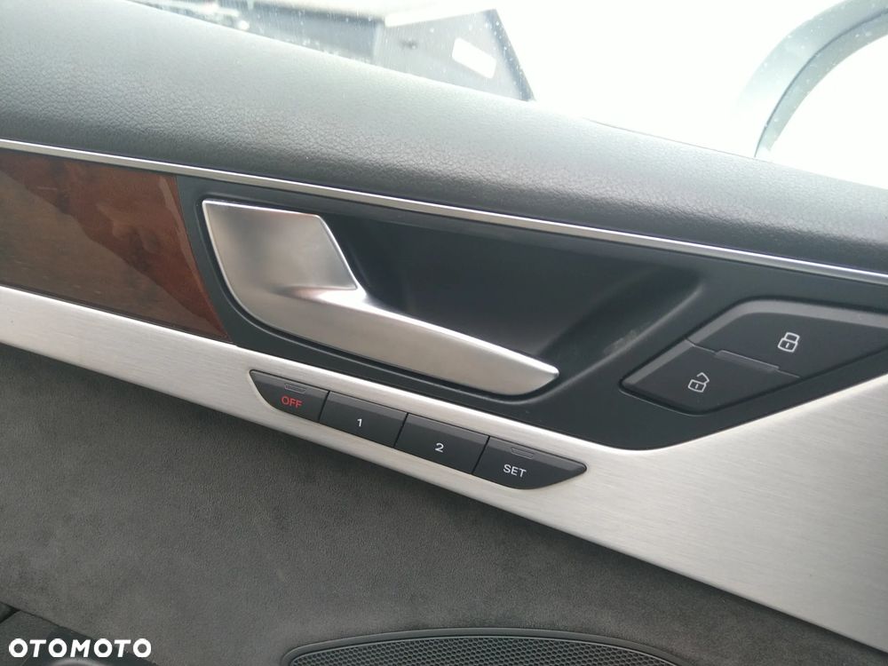 Audi A8 3.0 TDI DPF quattro tiptronic Langversion - 19