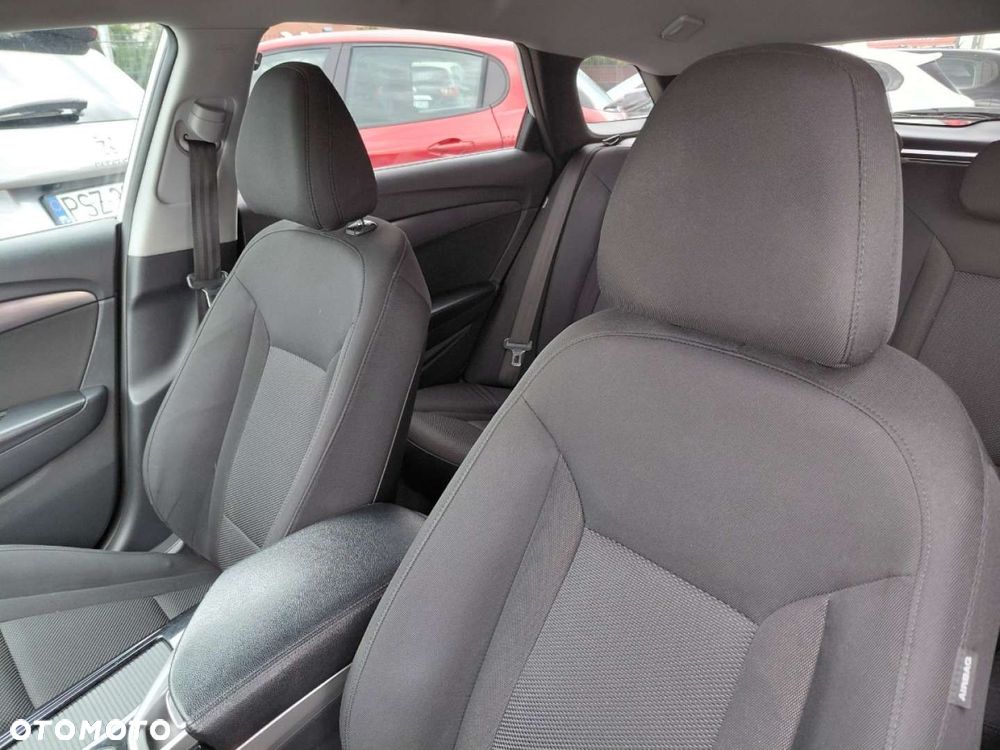 Hyundai i40 - 11