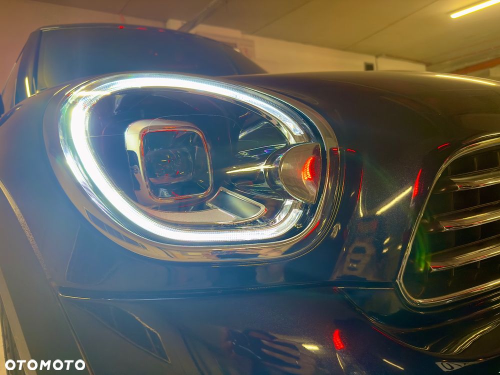 MINI Countryman Cooper D ALL4 - 26