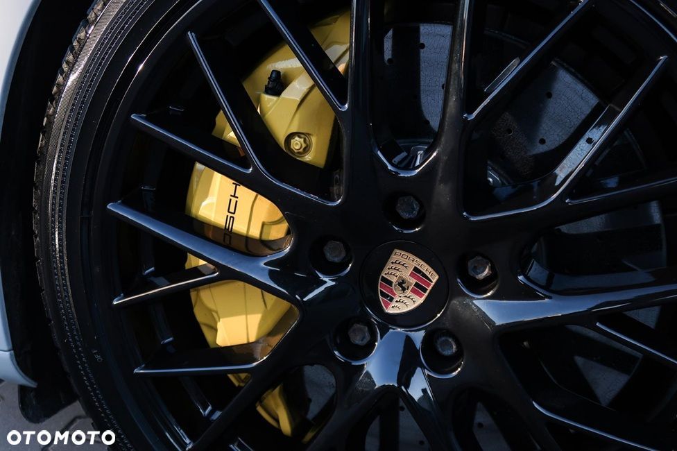 Porsche Panamera Turbo S E-Hybrid GPF - 13