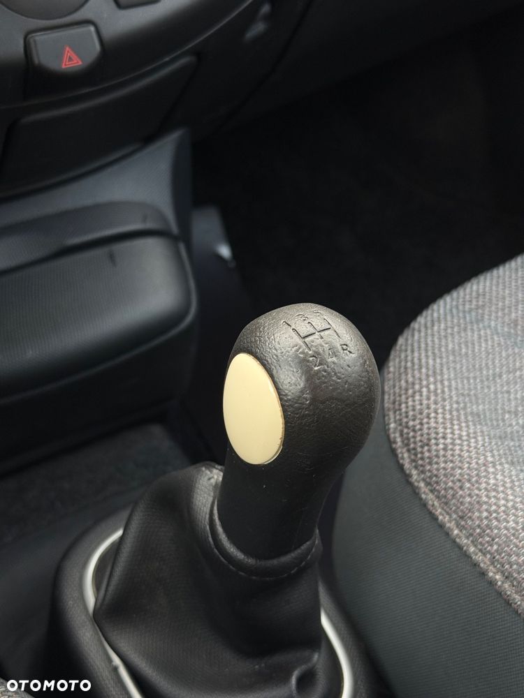 Nissan Micra 1.2 acenta - 17