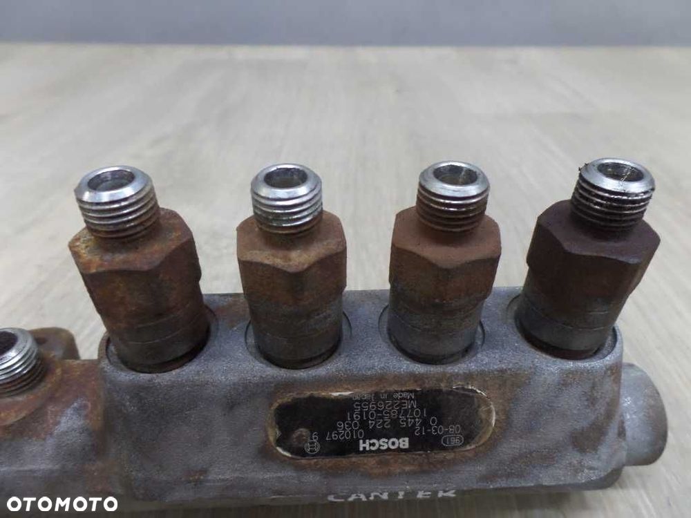 MITSUBISHI CANTER FUSO 7C18 4.9 LISTWA WTRYSKOWA 0445224036 ME226955 - 2