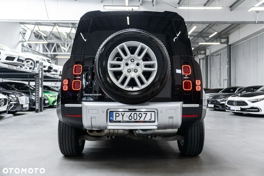 Land Rover Defender - 10
