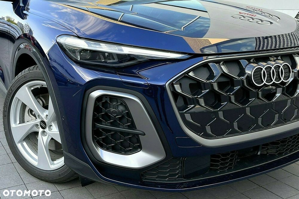 Audi Q5 Sportback - 13