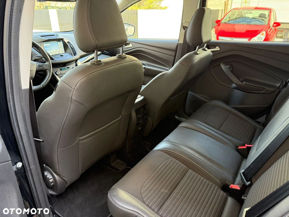 Ford Kuga 1.5 EcoBoost 2x4 Titanium - 20