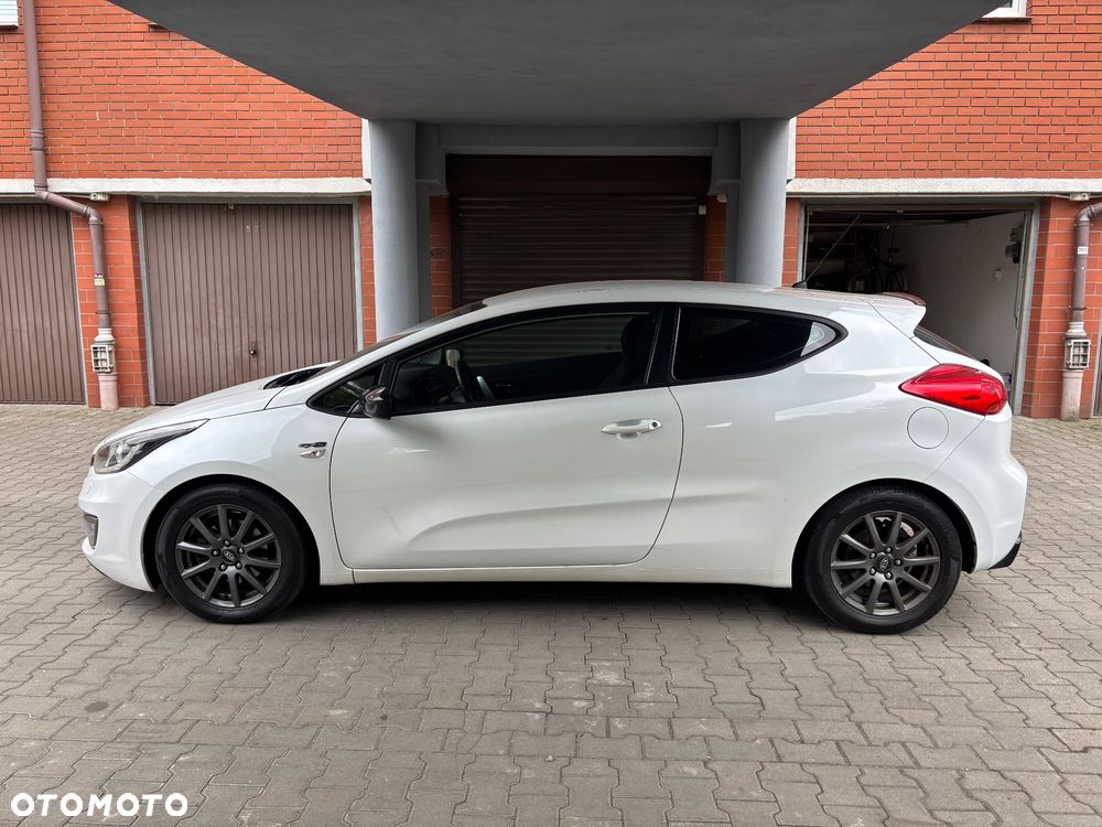 Kia ProCeed 1.4 CRDI L - 4