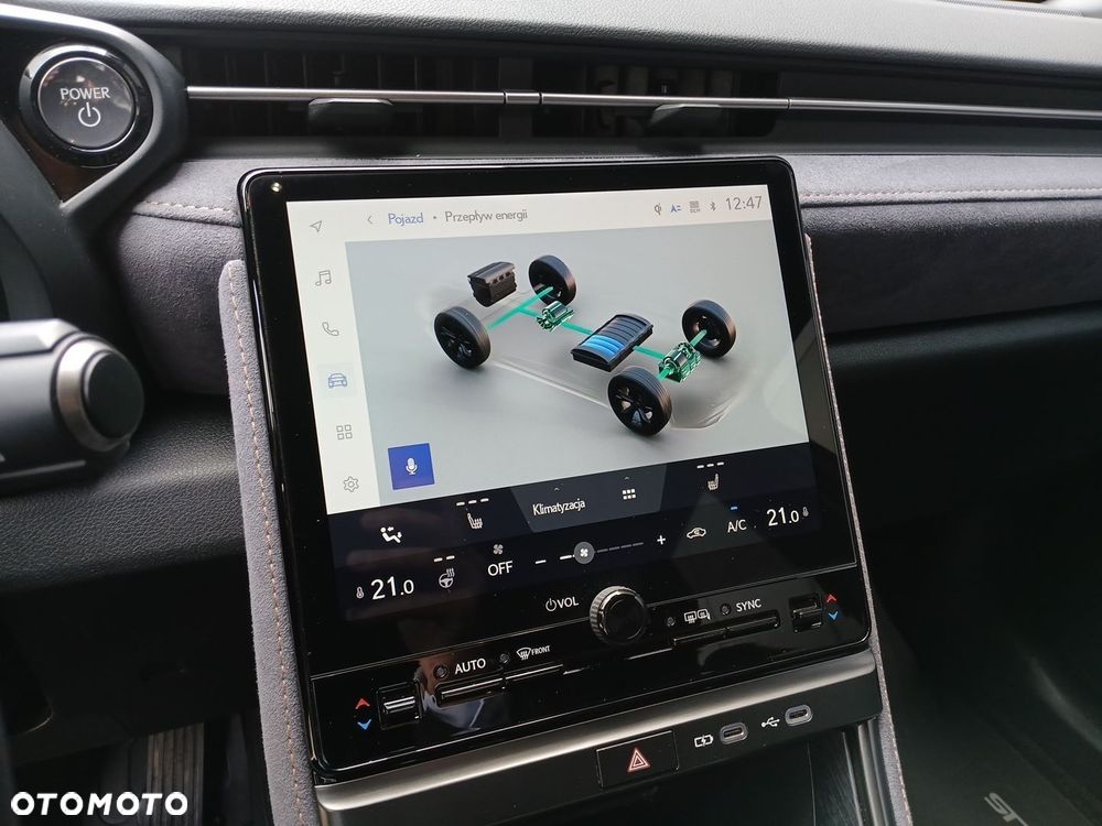 Lexus LBX 1.5 Hybrid Cool AWD - 23