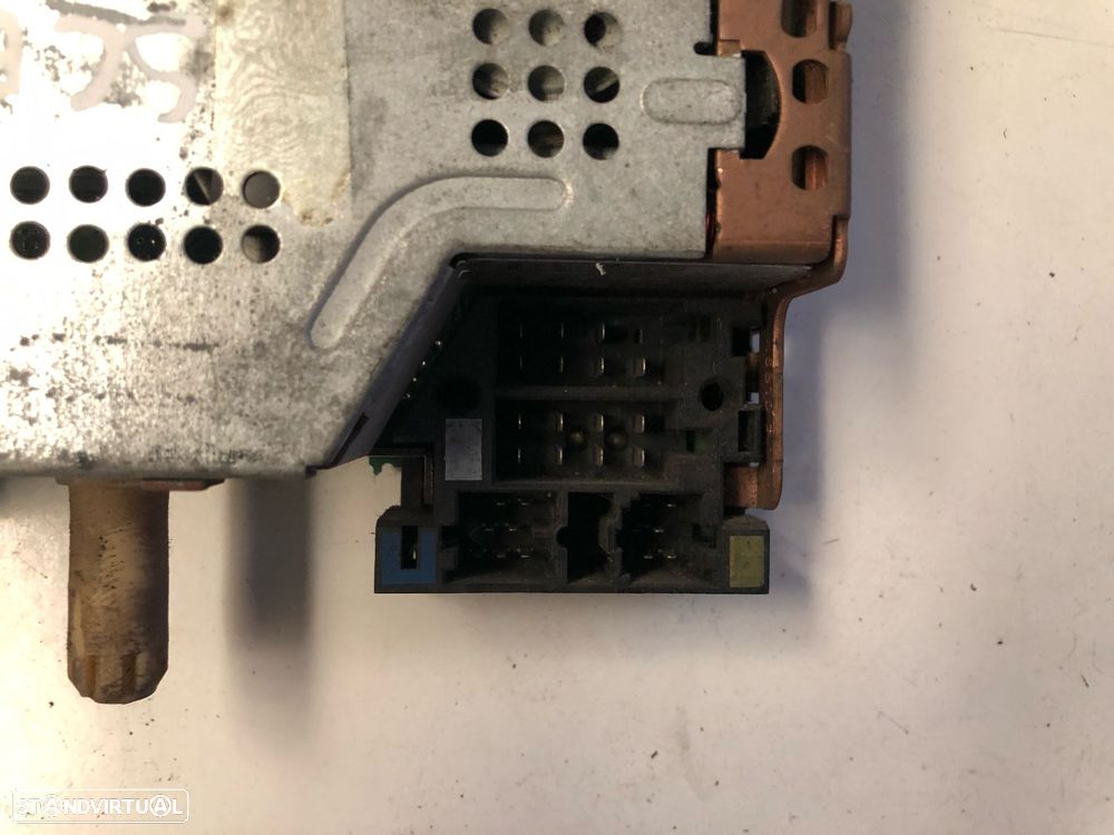 RENAULT SCENIC AUTO RADIO - R146 - 4