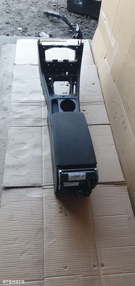 Tunel środkowy podłokietnik czarny VW Passat B7 3C0864207P - 3