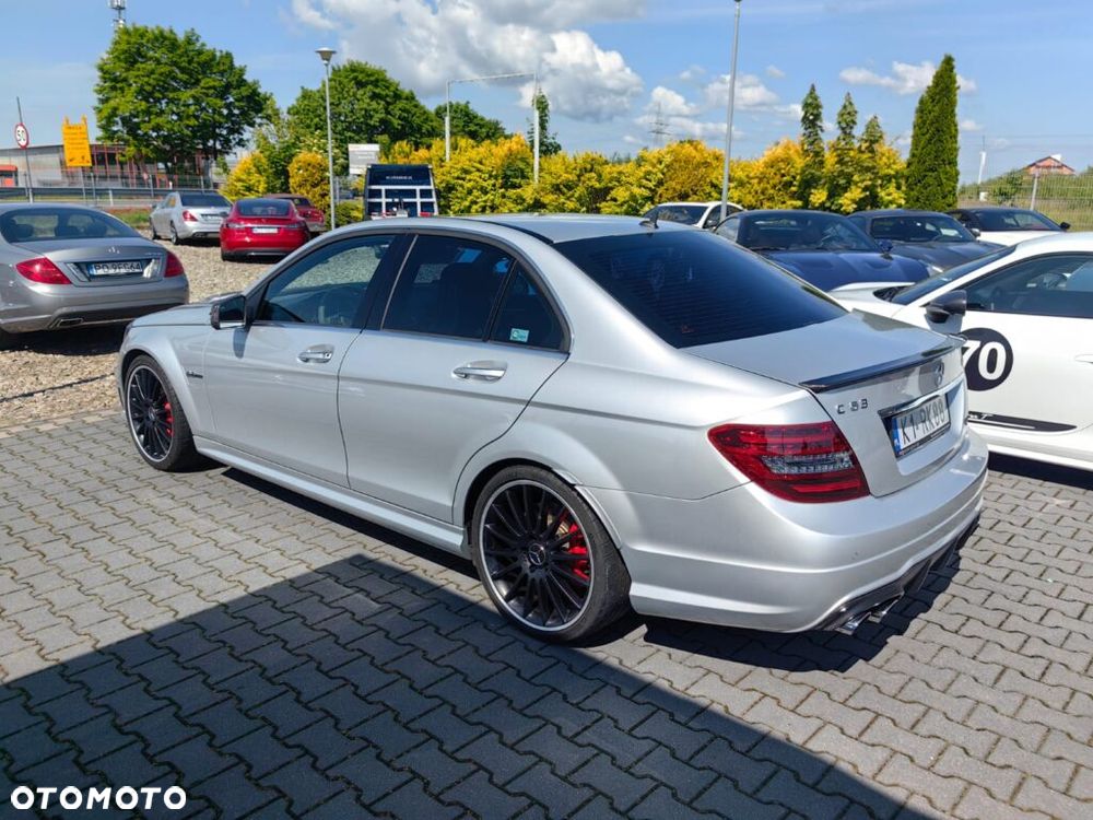 Mercedes-Benz Klasa C 63 AMG 7G-TRONIC Performance Plus - 10