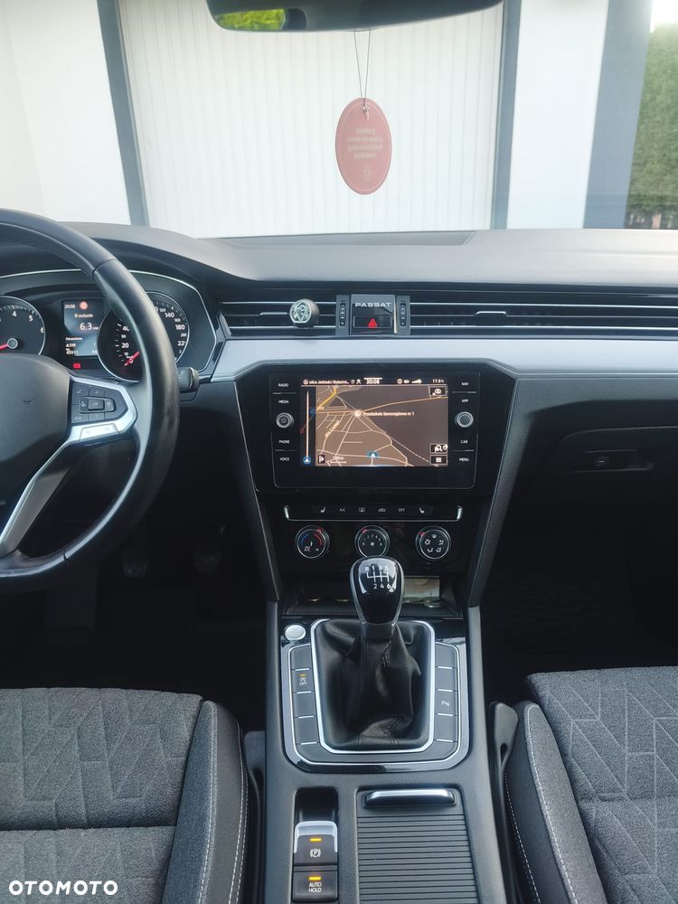Volkswagen Passat Variant 1.5 TSI EVO Comfortline - 18