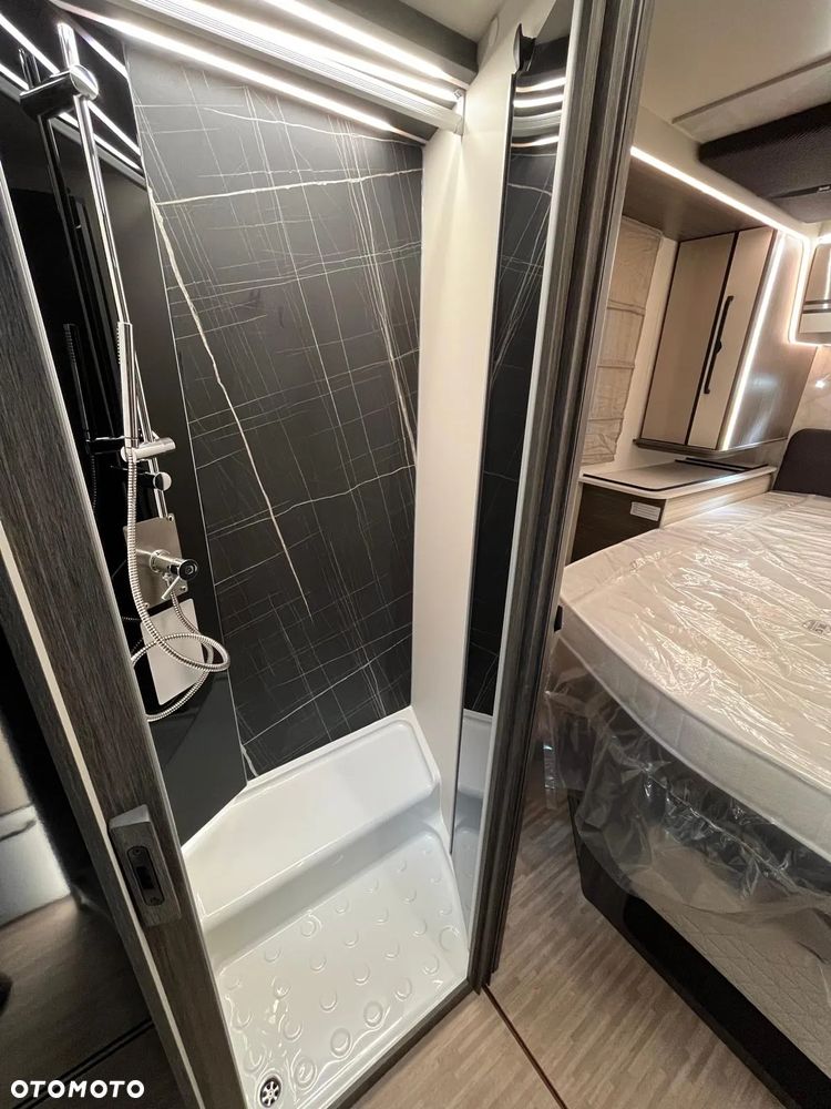 McLOUIS MC4 881 Model 2026 - 23