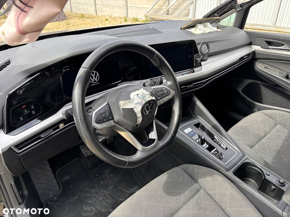 Volkswagen Golf - 16