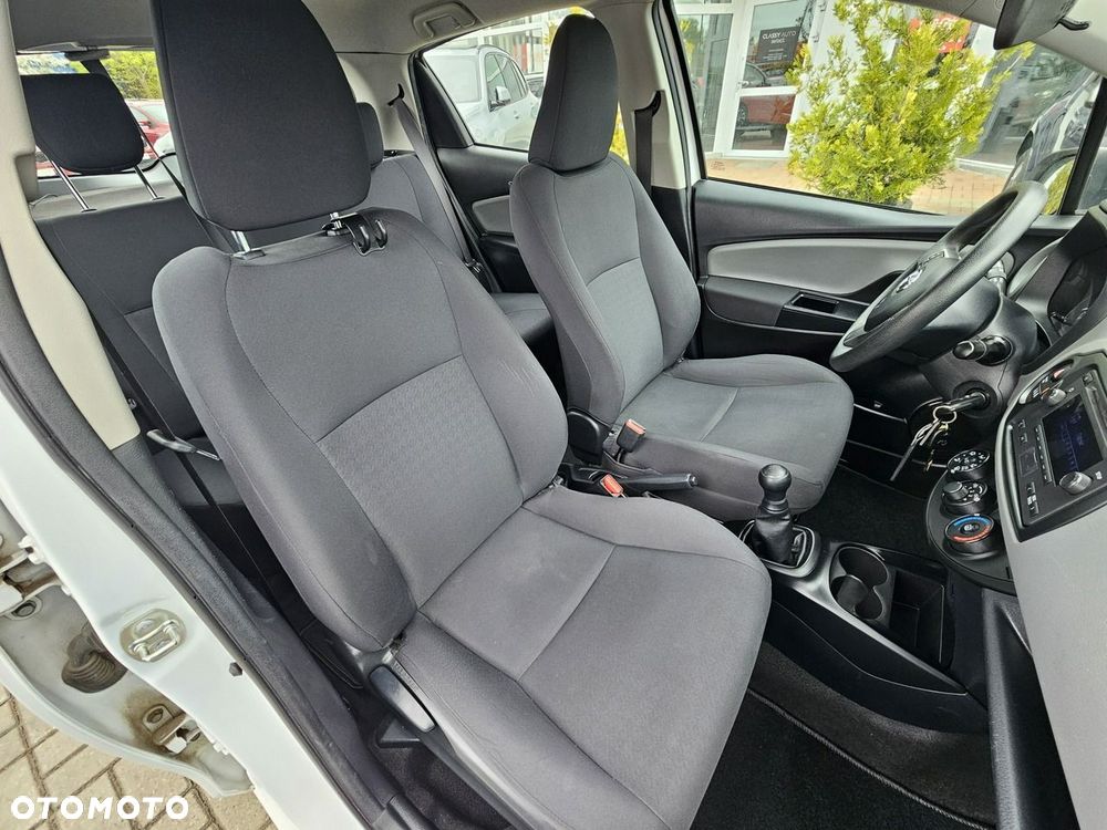 Toyota Yaris - 11