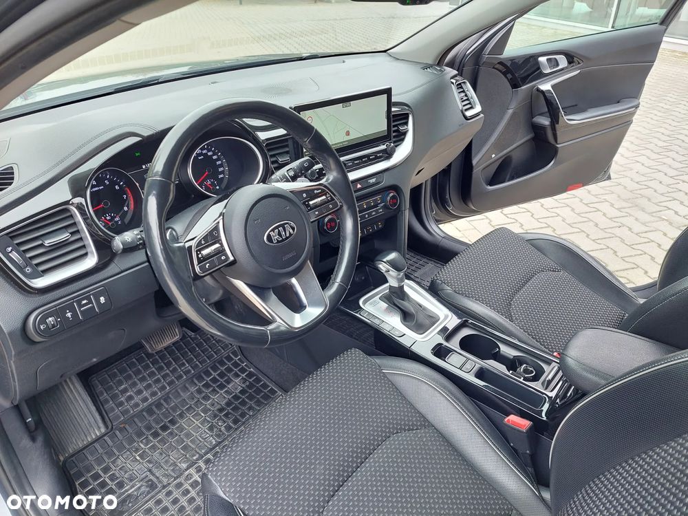 Kia XCeed 1.5 T-GDI Business Line DCT - 27