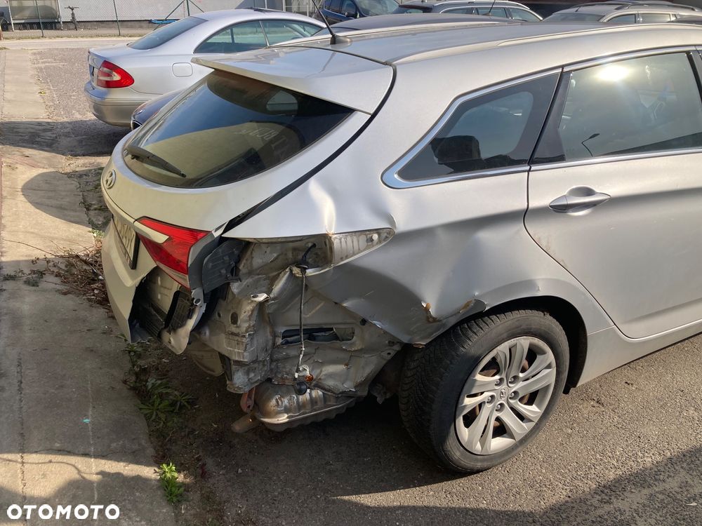 Hyundai i40 Kombi 1.6 Trend - 10