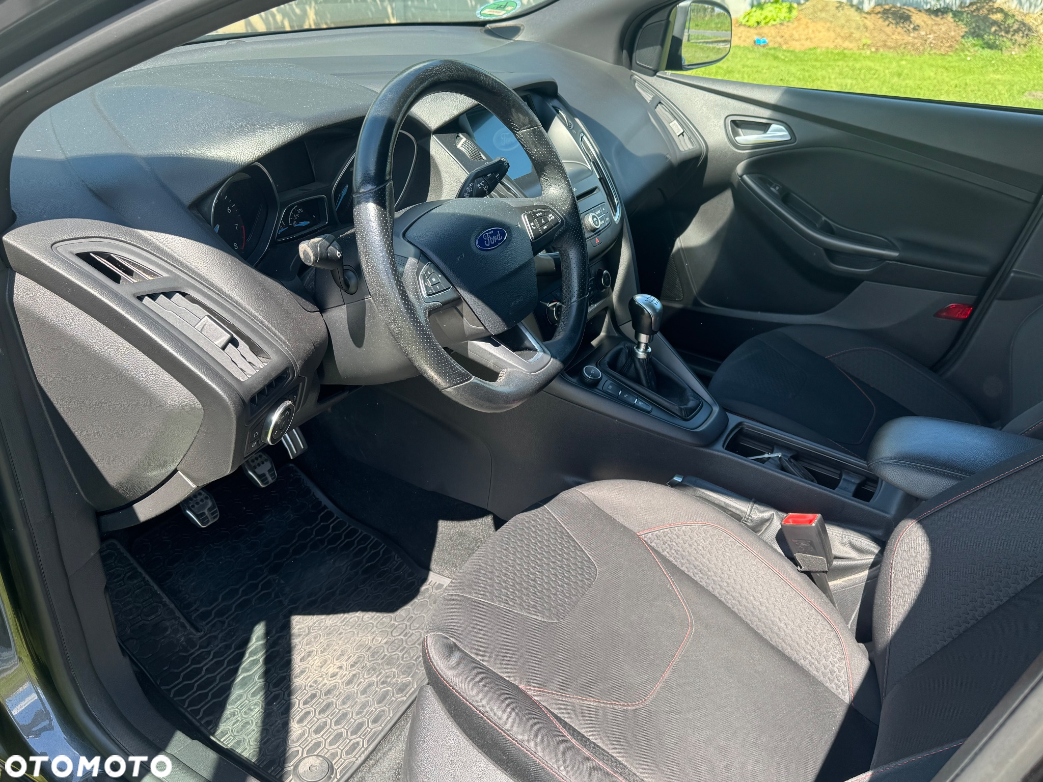 Ford Focus 1.5 EcoBoost Start-Stopp-System ST-Line - 18