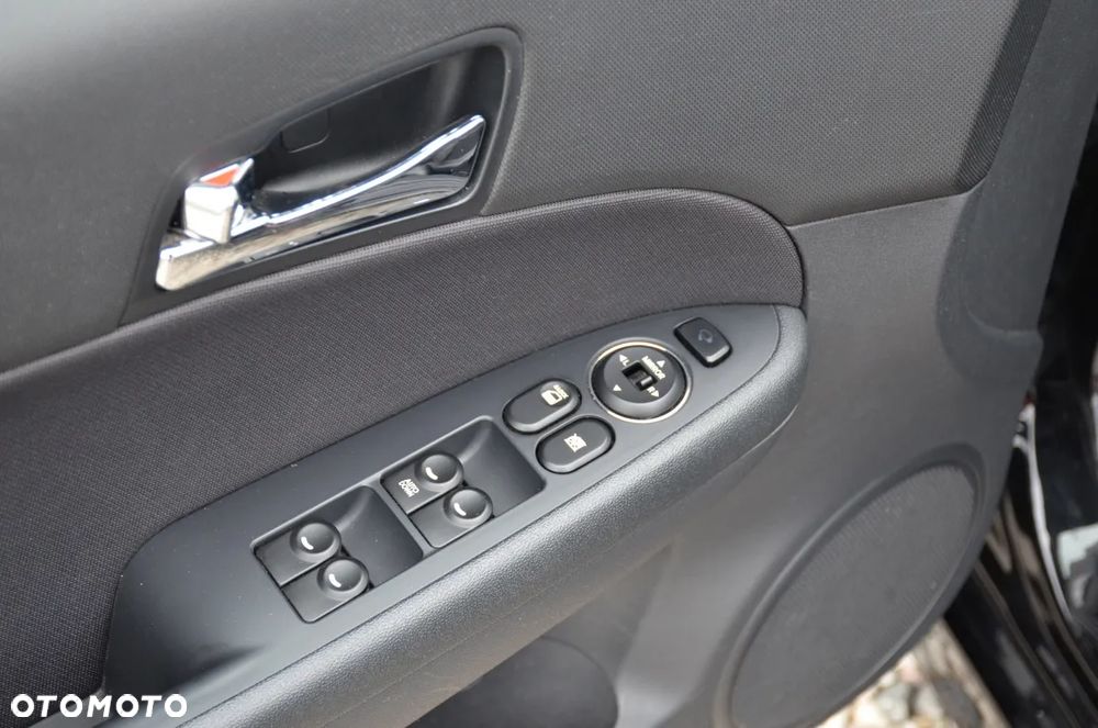 Hyundai i30 1.6 CRDi blue Classic - 15