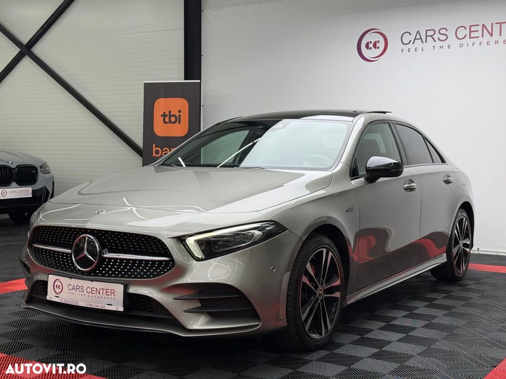 Mercedes-Benz A 250 e Sedan 8G-DCT AMG Line - 2